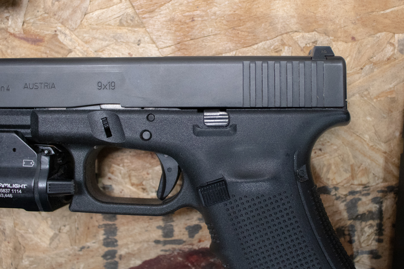 GLOCK 17 Gen4 9mm Police Trade-In Pistols with Night Sights and TLR-1 Light (Fair Condition)
